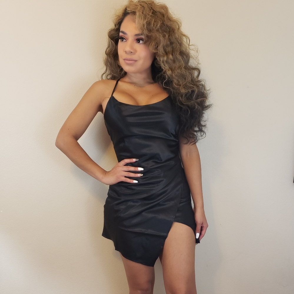 Satin mini
